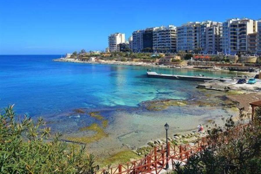 Spectacular Apartment Valletta And Harbour Views Sliema Esterno foto