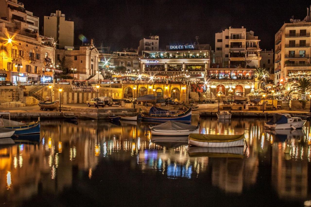 Spectacular Apartment Valletta And Harbour Views Sliema Esterno foto