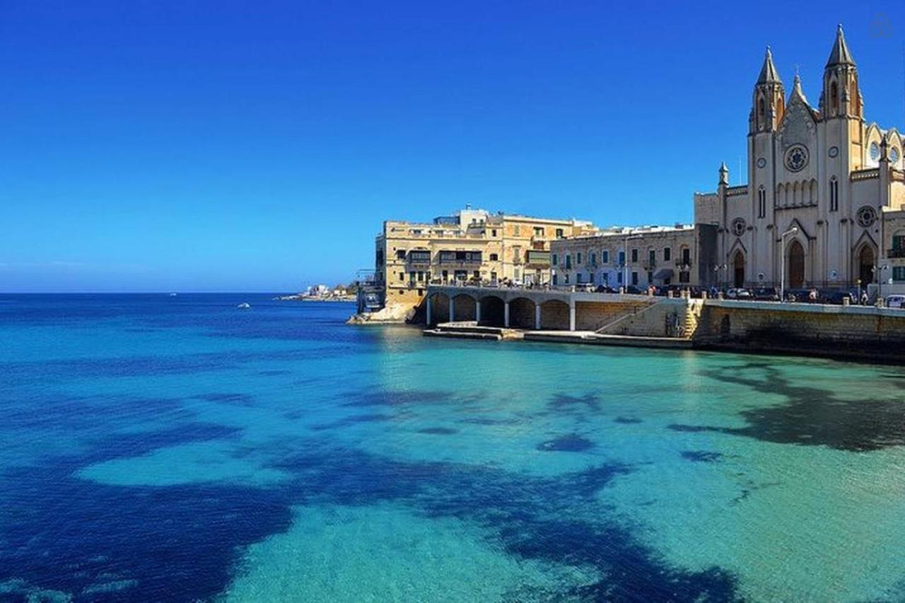 Spectacular Apartment Valletta And Harbour Views Sliema Esterno foto